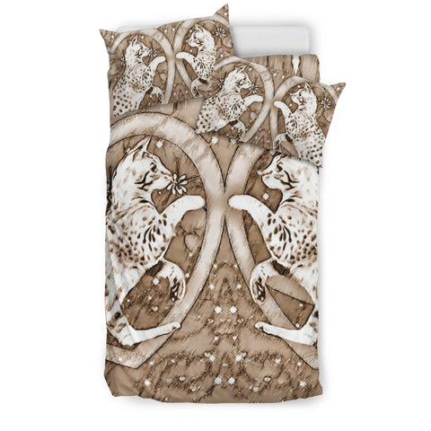 Ocicat in Heart Print Bedding Set