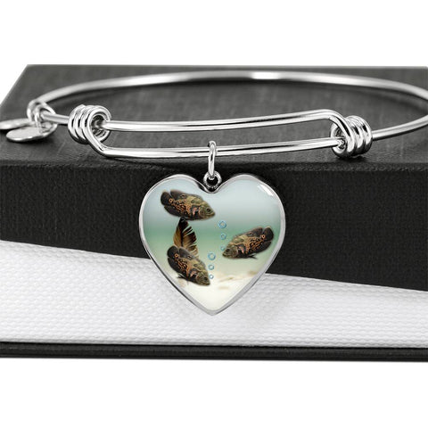 Oscar Fish Print Heart Pendant Luxury Bangle