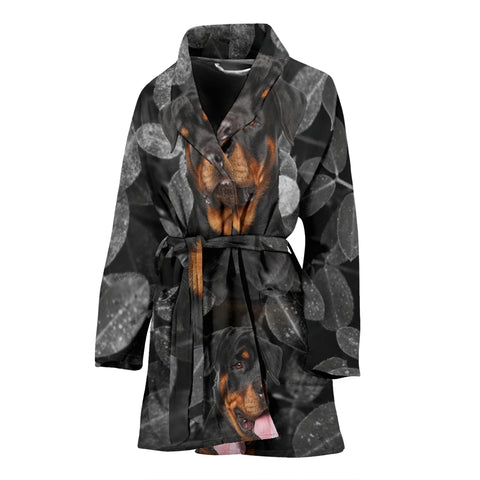 Rottweiler Dog On Black Print Women's Bath Robe