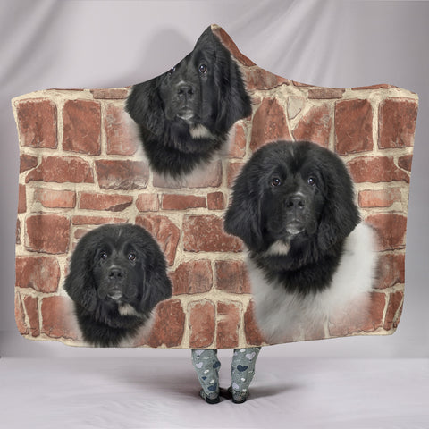 Newfoundland Dog Print Hooded Blanket