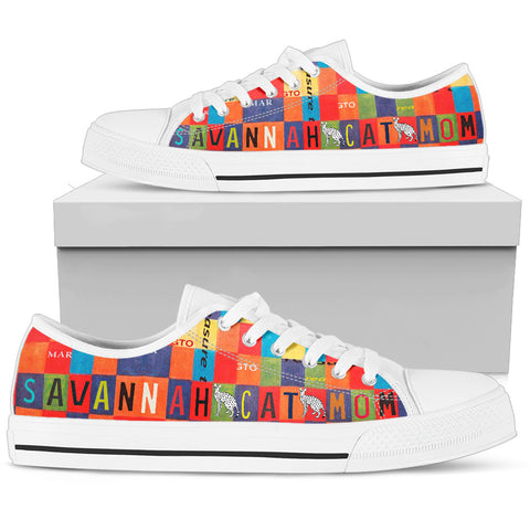 Savannah Cat Mom Print Low Top Canvas Shoes For Women