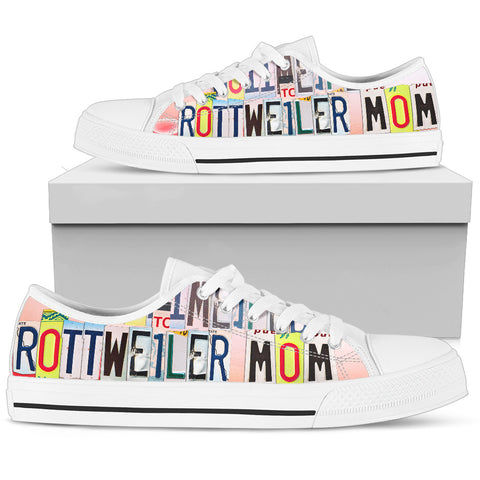 Lovely Rottweiler Mom Print Low Top Canvas Shoes for Women