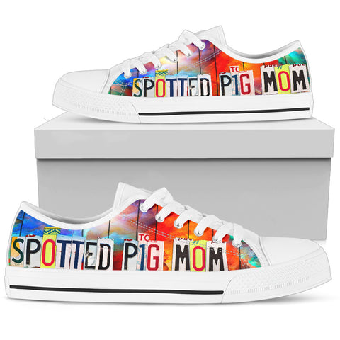 Spotted Pig Mom Print Low Top Canvas Shoes for Women