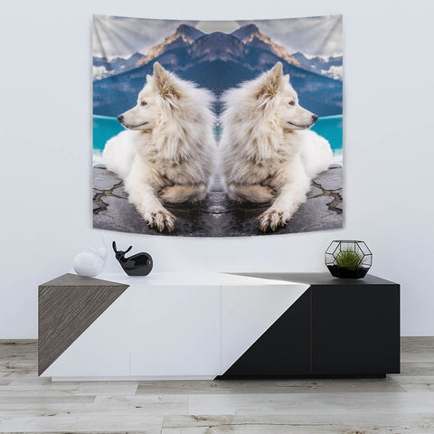 Amazing Samoyed Dog Print Tapestry