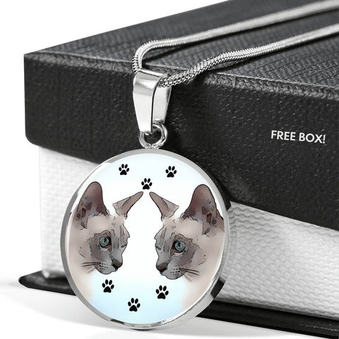 Tonkinese Cat Print Circle Pendant Luxury Necklace