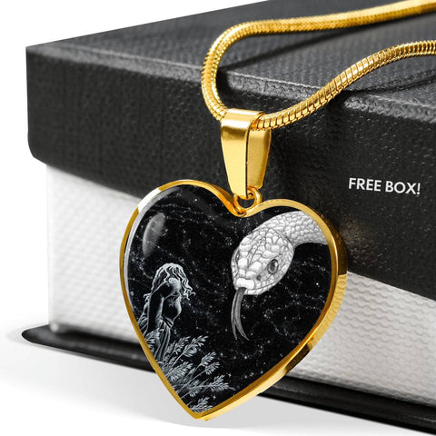 Amazing Snake Print Heart Pendant Luxury Necklace