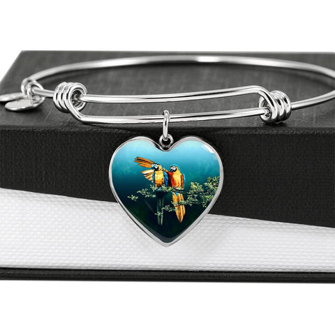 Lovely Parrot Print Heart Pendant Bangle