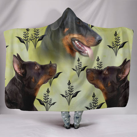 Beauceron dog Print Hooded Blanket