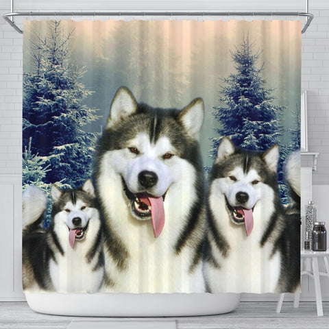 Alaskan Malamute Print Shower Curtain